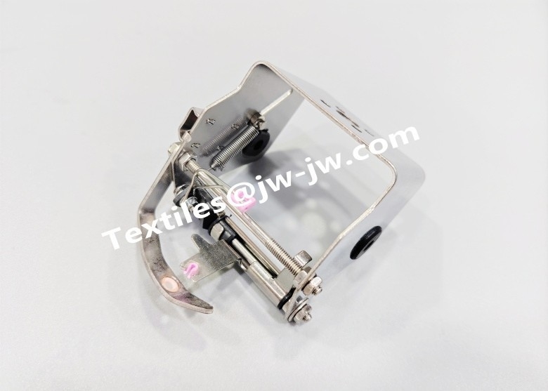 BOBBIN HOLDER RH TOYOTA JAT 710 AIR JET LOOM SPARE PARTS J5100-02130-0C J5100-02130-0A J5125-01020-00 J5100-03130-0
