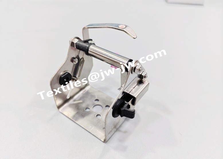 BOBBIN HOLDER LH TOYOTA JAT 710 AIRJET LOOM SPARE PARTS J5100-12130-0A J5100-12130-0C