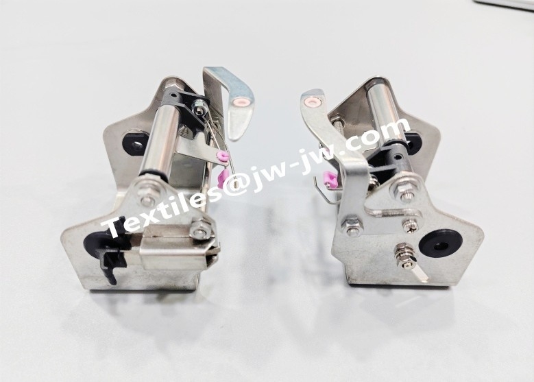 BOBBIN HOLDER LH TOYOTA JAT 710 AIRJET LOOM SPARE PARTS J5100-12130-0A J5100-12130-0C