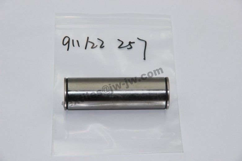 Sulzer Projectile Loom Parts Bolt 25*82 PU 911122257 911.122.257 911-122-257